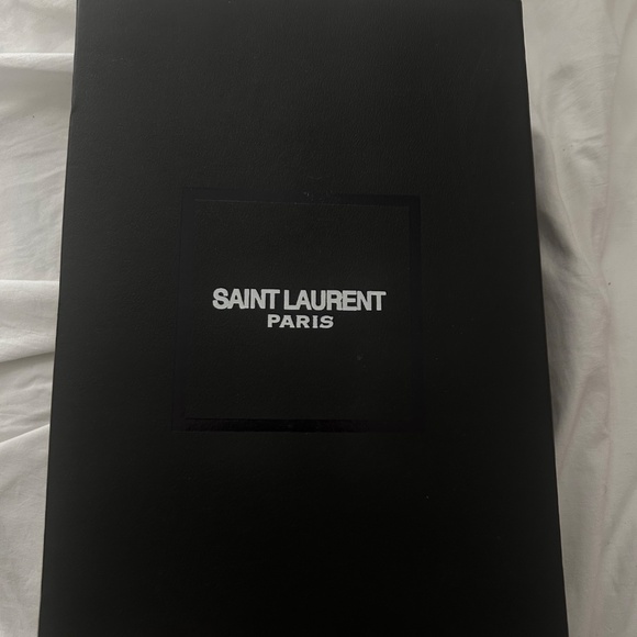 YSL OPYUM SANDALS IN PATENT LEATHER - Picture 5 of 5